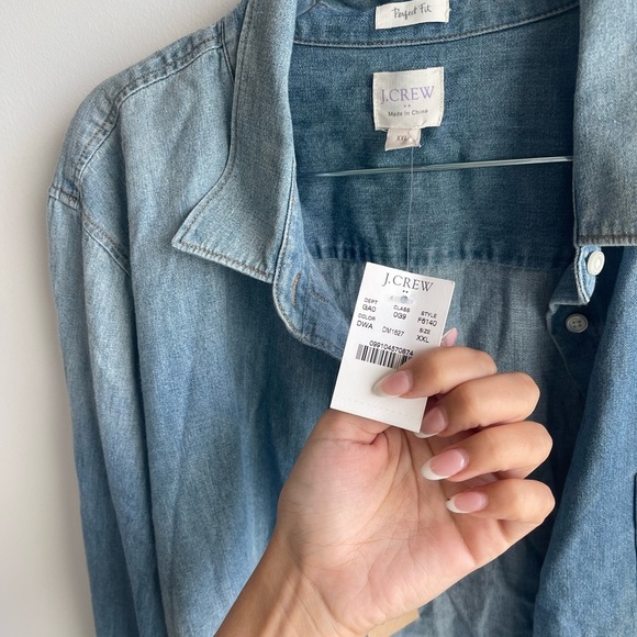 J Crew Jean Button Down Top Perfecf Fit - Picture 4 of 5
